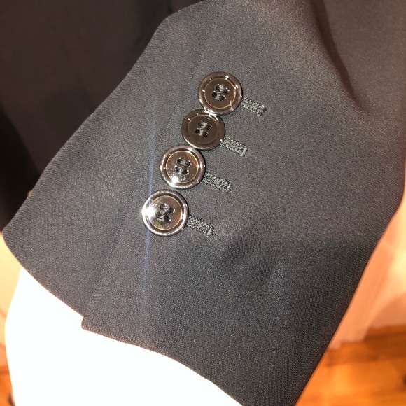 Alexander Mcqueen tailored women’s suit - Picture 5 of 8